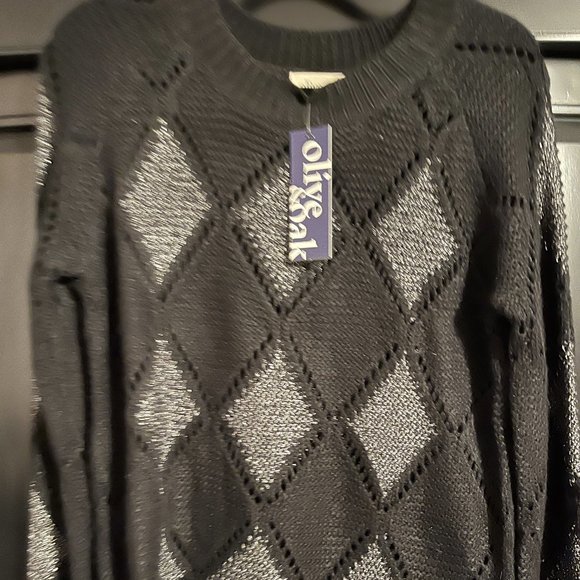 Olive & Oak Sweater - Picture 1 of 3